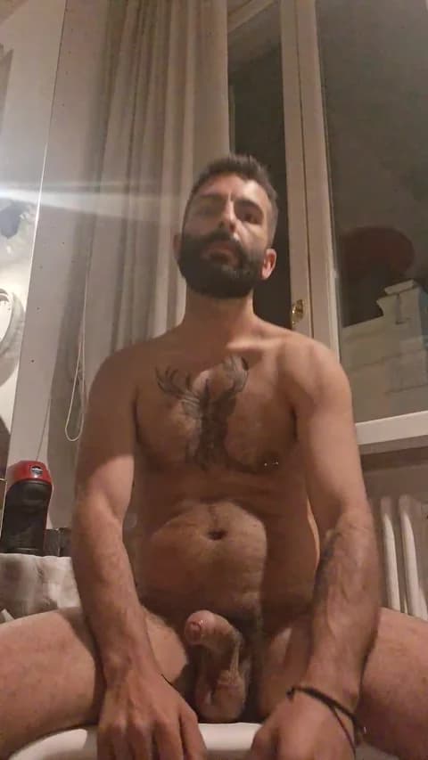 Saved: Alessio90italy Broadcast (May 8, 2026 22:09, 33min)