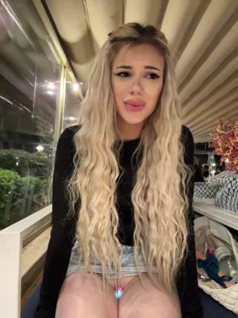 Saved: AlyssaFoxx_ Broadcast (April 10, 2026 18:55, 32min)