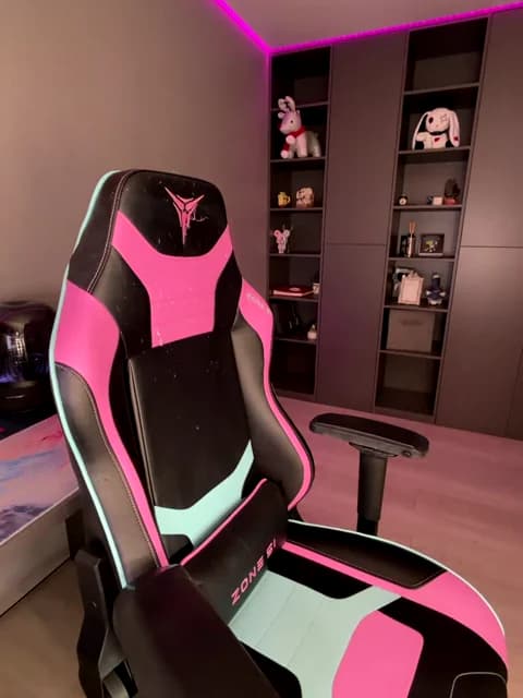 Saved: BloomJuliette Broadcast (April 1, 2026 09:32, 50min)