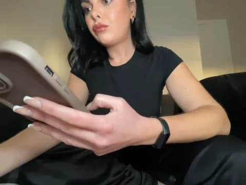 Saved: FrancescaXO Broadcast (April 21, 2026 19:57, 54min)