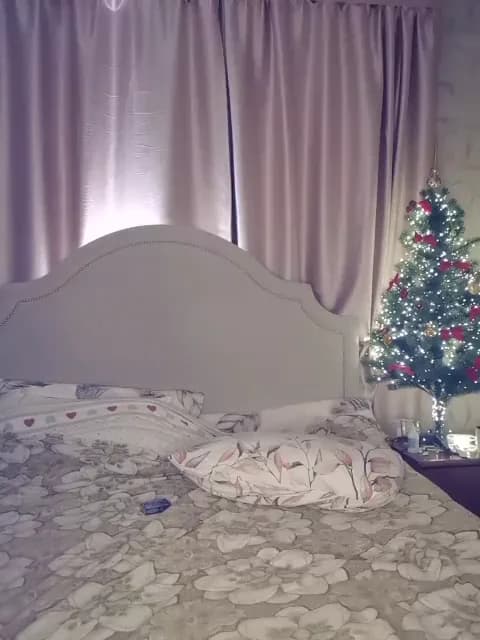 Saved: Her-Girl Broadcast (January 11, 2026 23:41, 40min)