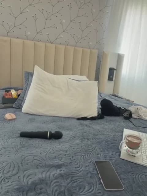 Saved: KnellForQueen Broadcast (April 9, 2026 09:54, 45min)