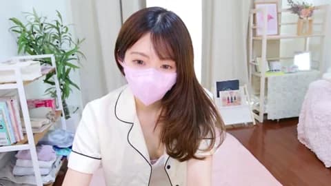 Saved: Mii_v_v Broadcast (April 17, 2026 23:26, 53min)