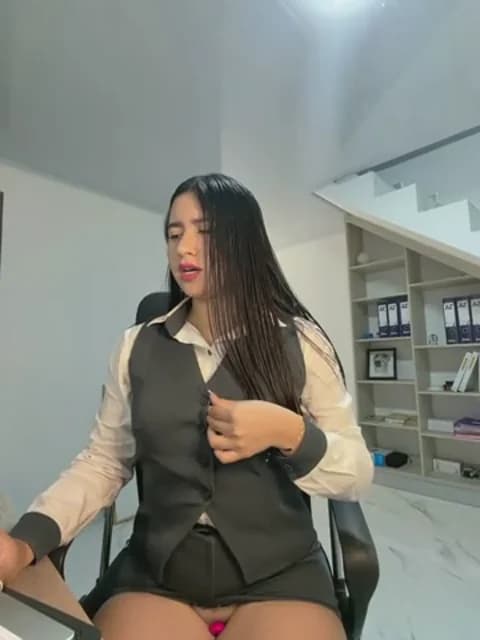 Saved: VAL_PRINCESS Broadcast (April 17, 2026 04:04, 35min)