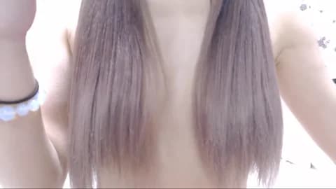 Saved: _hiyor_ Broadcast (January 16, 2026 19:28, 34min)