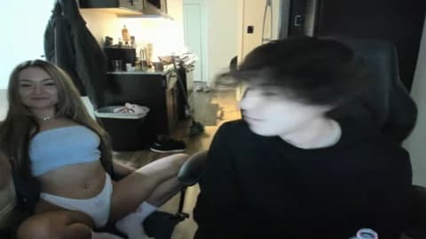 Saved: aesus3x Broadcast (February 23, 2026 04:44, 31min)