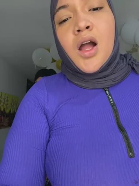 Saved: sweetmuslim01 Broadcast (May 2, 2026 01:17, 30min)